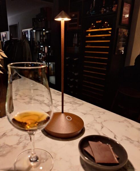 Abuelo Centuria - ein panamaischer Rum begeistert die Besucher des Krimi-Dinners.